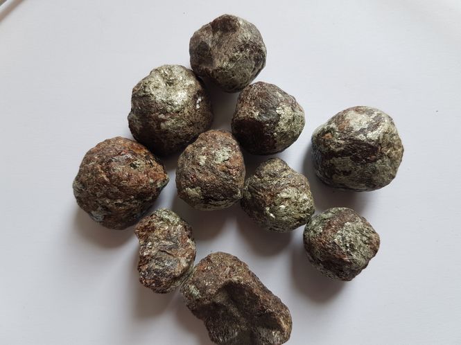 Hovedbilde granat rå