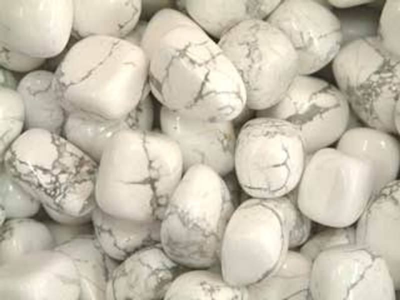 howlitt - howlite