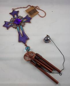 Hovedbilde Vindspill kors lilla